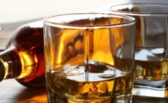 SA spends R414M daily on booze, wallets crying.webp