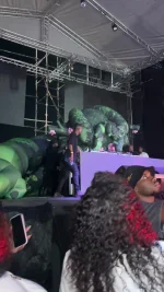 King Monada's Medusa statue stirs fan chaos.webp