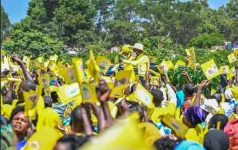 Museveni vows oil palm payouts, Buvuma awaits grid power.webp