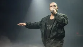 Drake sued for bot-fueled streams via Stake casino.webp