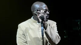 Asake rocks Joburg, fans forgive 30-minute delay.webp
