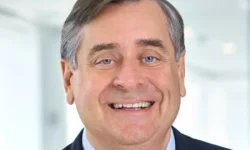 Hogan Lovells promotes 28 to partner post-merger announcement.webp
