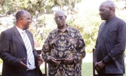 Zimbabwe validates APRM report on economic governance.webp