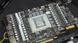 ASUS tweaked Matrix RTX 5090 thermal paste, pulled early units.webp