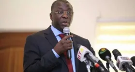 Former FM cites global factors in economic woes.webp
