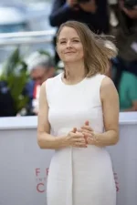 Jodie Foster hits therapy couch after every film wrap.webp