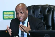 KZN tops 2025 matric rankings with 90.6% pass rate.webp
