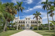 Bermuda preps town halls to fix voting and hear gripes.webp