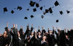 Matric stars wait as late results jam varsity offers.webp