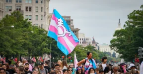 States sue HHS over two gender rule tied to grants.webp