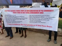 Eket protesters cry foul over EMOIMEE trust funds.webp