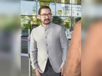 Aamir Khan backs voting and praises BMC booths.webp