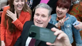 Starmer eyes under-16 social media ban at last.webp