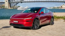 Musk bets big as Tesla aims to rival Nvidia with custom AI chips.webp