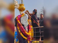 Tanishaa Mukerji shares temple trips and divine energy vibes.webp