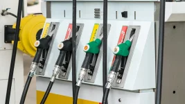 South African motorists expect another massive drop in fuel prices soon.webp