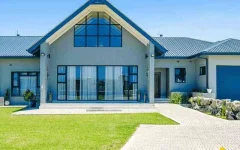 Zimbabwe property market eyes mixed-use REITs for gains.webp