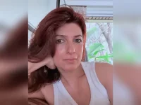 Twinkle Khanna credits hormone therapy and praises Akshay Kumar.webp