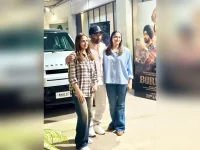Esha Deol honors Dharmendra as Mammootty and R Madhavan earn awards.webp