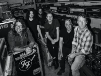Foo Fighters finish new album as Jason Falkner joins tour turn.webp