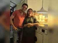 Deepti Naval and Juhi Babbar celebrate Anup Soni's birthday.webp