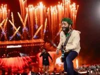 Vishal Bhardwaj shares clip as Arijit Singh quits singing.webp
