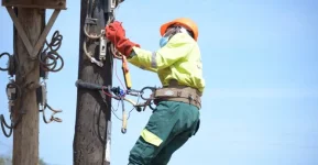 Umeme Limited forecasts losses as Uganda payout battle moves.webp