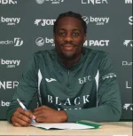 Munashe Garananga heads to Hibernian FC on a Copenhagen loan.webp