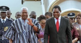 Ghana and Zambia sign visa-free travel deal after Mahama's visit.webp