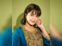 Hina Khan balances Ramadan prep and work with nail win.webp