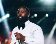 Cassper Nyovest is unsure about a Lekompo feature.webp
