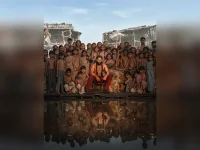 Nani drops The Paradise's first single Aaya Sher on his birthday.webp