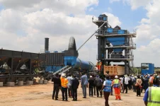 Zimbabwe opens Harare asphalt plant to speed up road works.webp