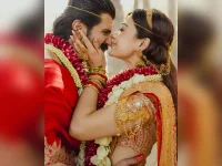 Vijay and Rashmika gave food to celebrate their marriage.webp