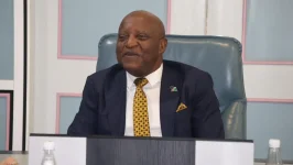 Prime Minister Elijah Ngurare urges a united anti-corruption fight.webp