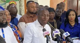 Minority Caucus demands compensation for revoked workers.webp