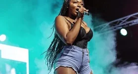 Sefa urges DJs to support female musicians equally.webp