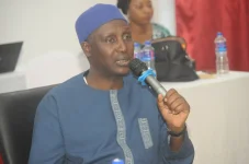 Gambia civil servants risk salary stoppage over verification.webp