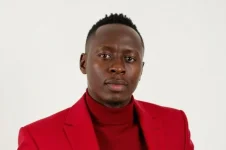 Oga Obinna dumps girlfriend over suspicious texts.webp