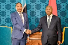 Botswana President Boko visits Angola for trade deals.webp