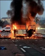 13 armed robbers bomb a cash van on the Durban N3.webp