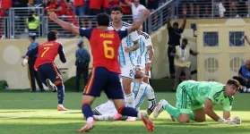 Ferran Torres fired Spain past Argentina to another title.webp