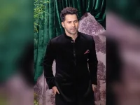 Varun Dhawan revealed Amitabh Bachchan's KBC work ethic.webp