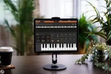 Roland gave Zenology GX for iPad AUv3 support.webp