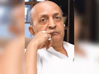 Jackie Shroff pays tribute to Bollywood lyricist Anjaan.webp