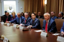 Trump Promises Cabinet Ouster for Dissent on Musk Directives.webp