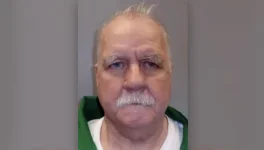 Inmate Sigmon Chooses Firing Squad Over Injection Pain.webp